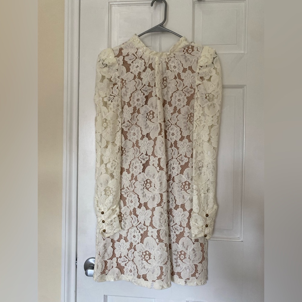 Wayf Emma Puff Sleeve Dress - Picture 2 of 4